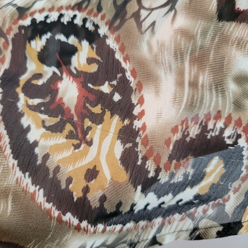 Chicos Printed Sheer Blouse Size 2 - Picture 4 of 5